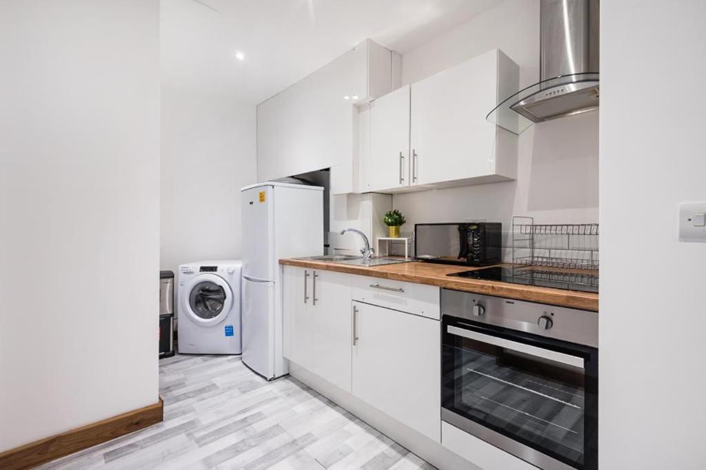 1-Bed Marylebone Apartment Londra Exterior foto