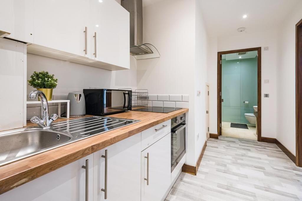 1-Bed Marylebone Apartment Londra Exterior foto