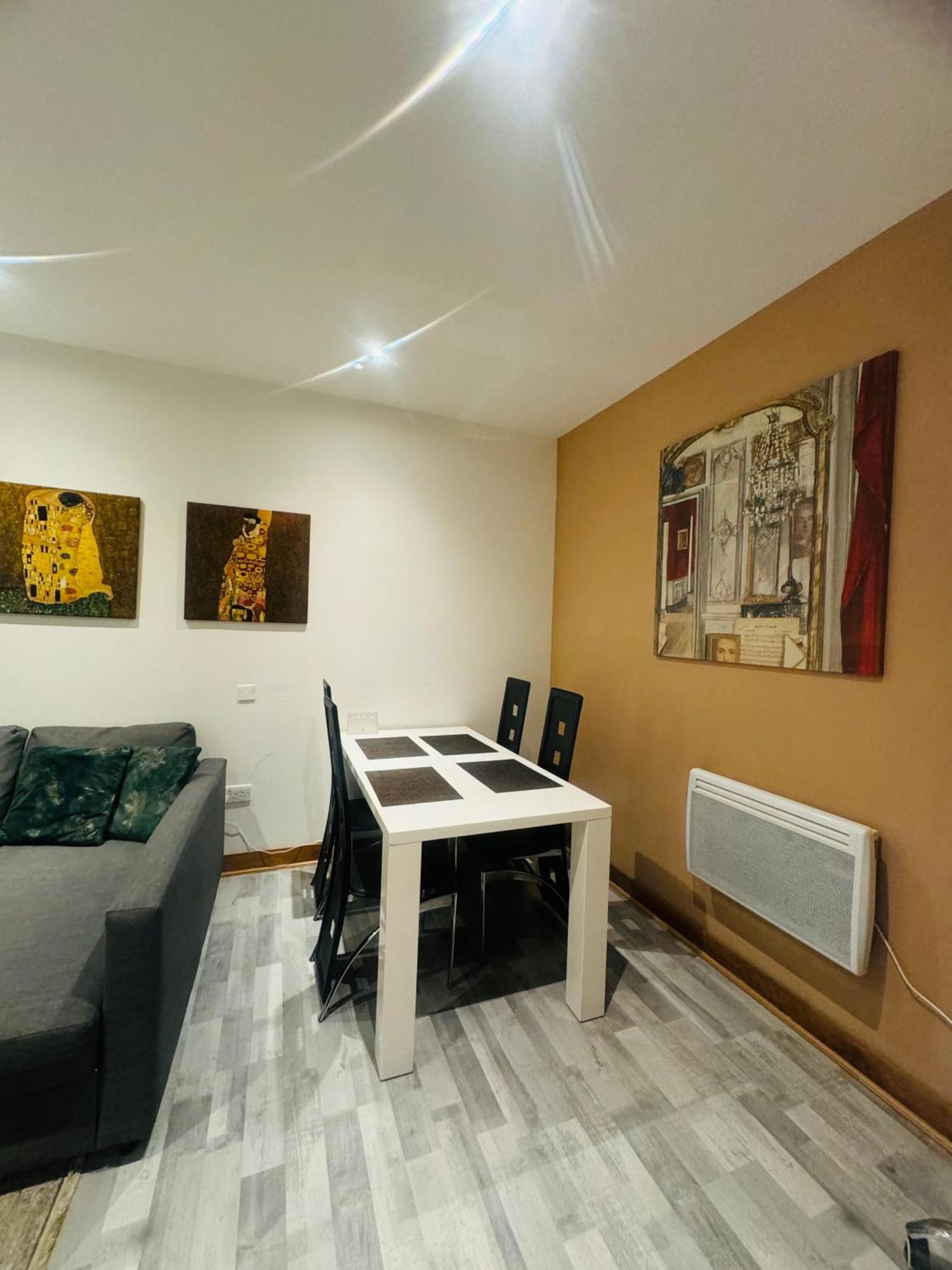 1-Bed Marylebone Apartment Londra Exterior foto